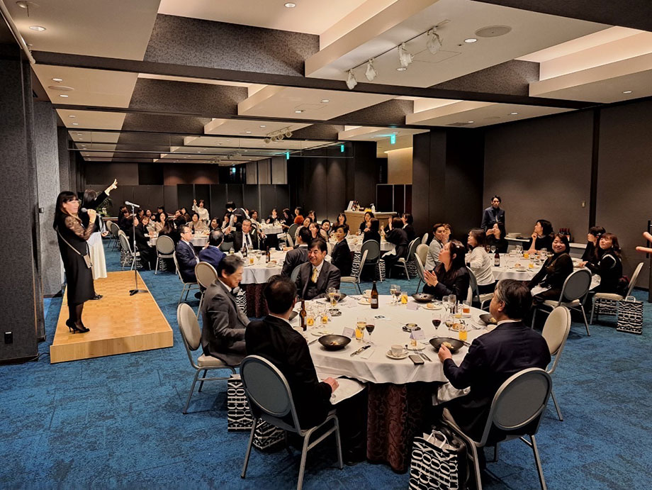 新年会の会場様子１